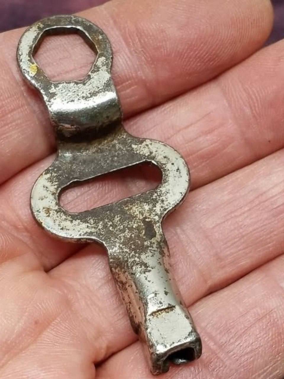 La pequeña llave que guardó mil aventuras