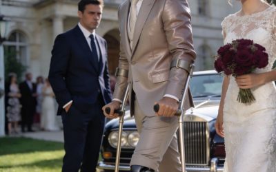 Escuché que mi ex esposa se iba a casar con un hombre sin blanca, así que aparecí para burlarme de ella, pero en el momento en que vi al novio, me fui a casa y lloré hasta la mañana.
